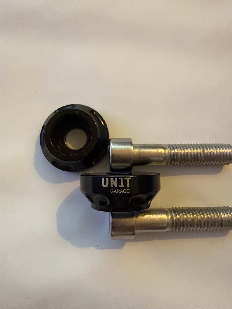 ユニットガレージ製  R nineT用のバーエンドミラー