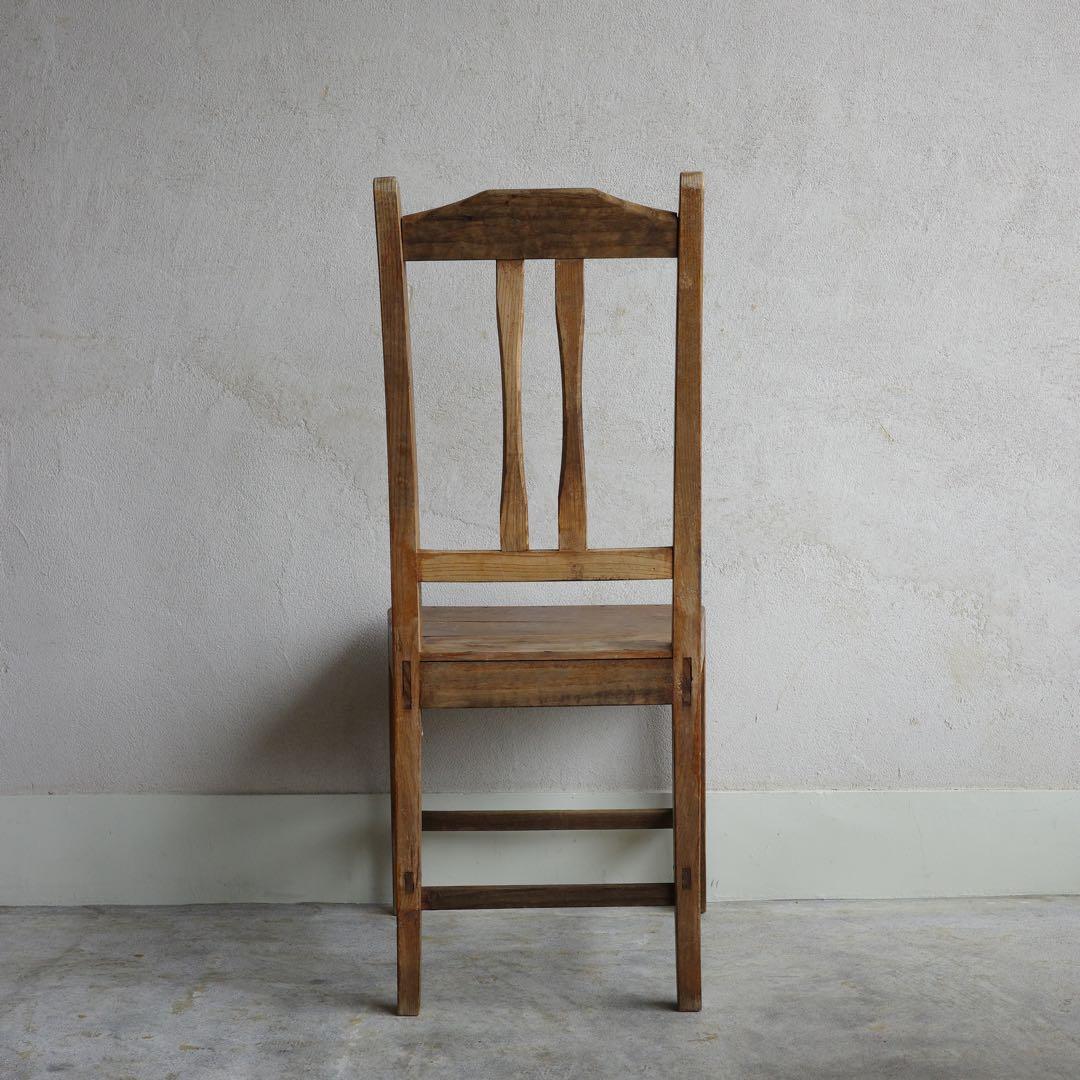 古いレトロな椅子