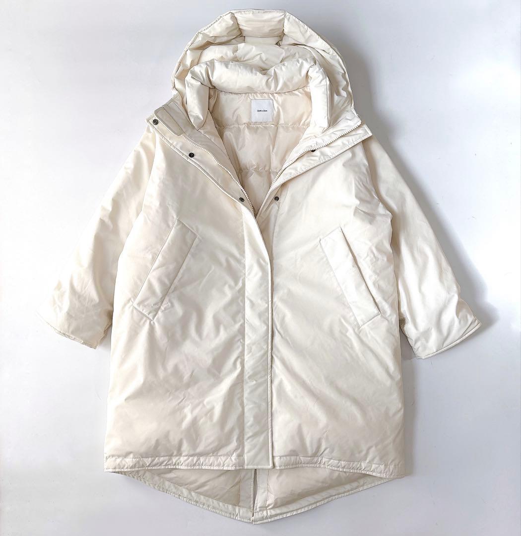 I*O様 美品⁑スピックアンドスパン　2024 撥水フーデッドダウンコート　ホワ