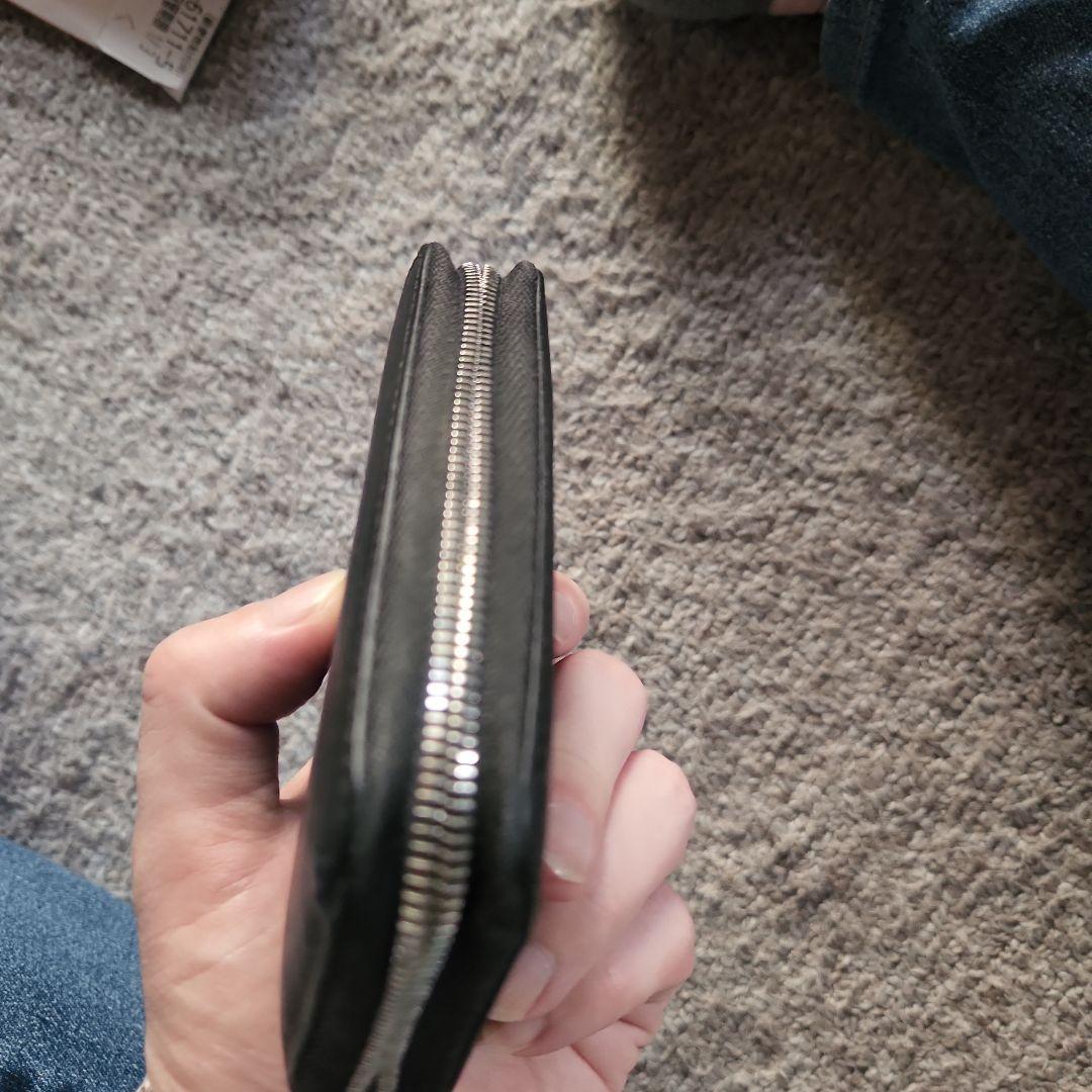 定価７万円　ルイヴィトン　小銭入れ