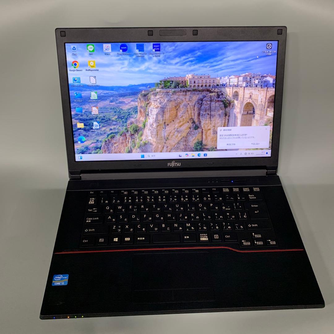 富士通　Windows11 ノートパソコン DVD付き　爆速SSD搭載 i 5