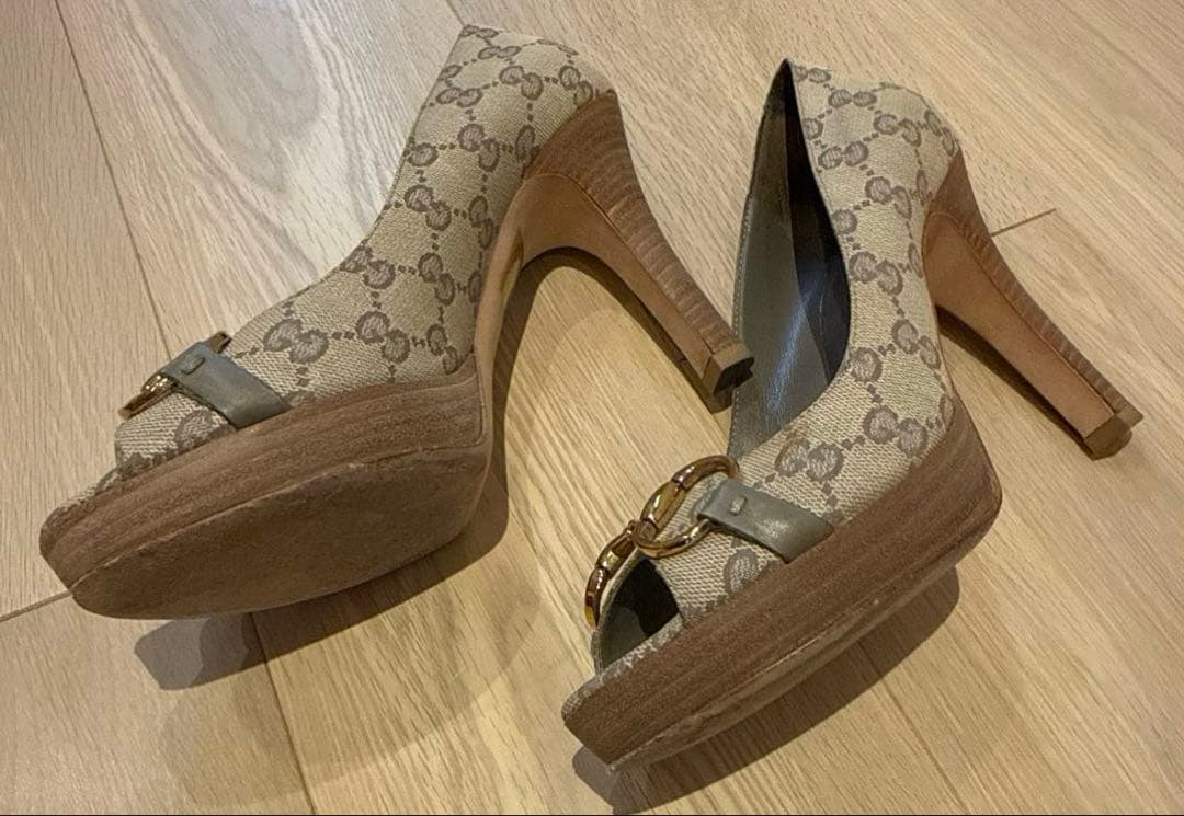 GUCCI レディース　オープントゥ　パンプス　ホースビット　37