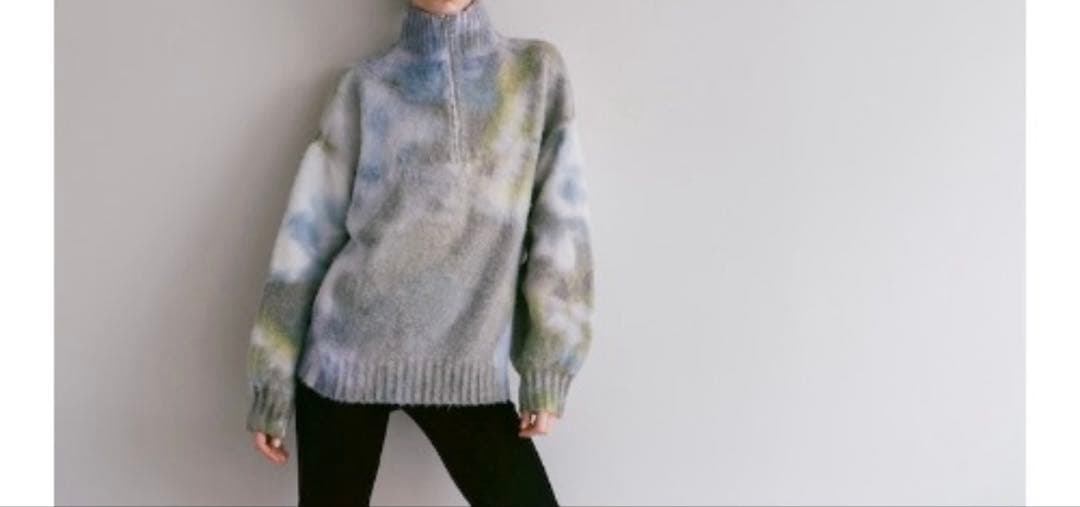 フラワープリントハーフジップニット　sahara