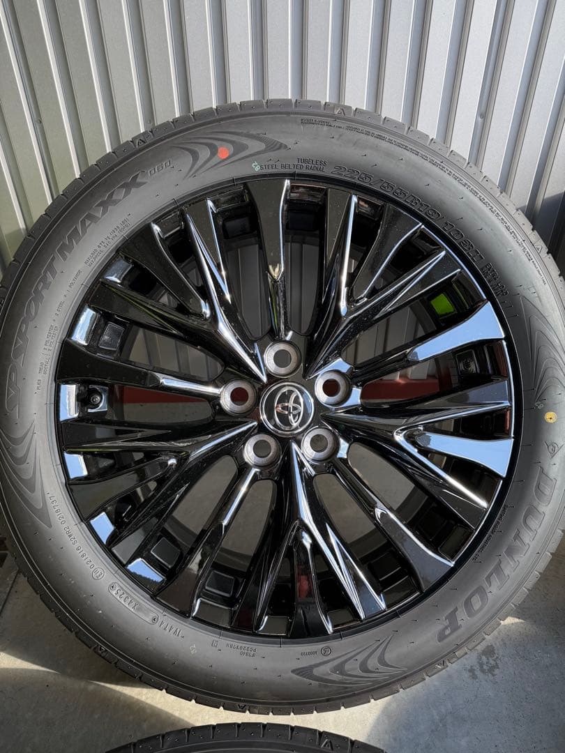 ヴェルファイア40 純正19インチホイール/タイヤ