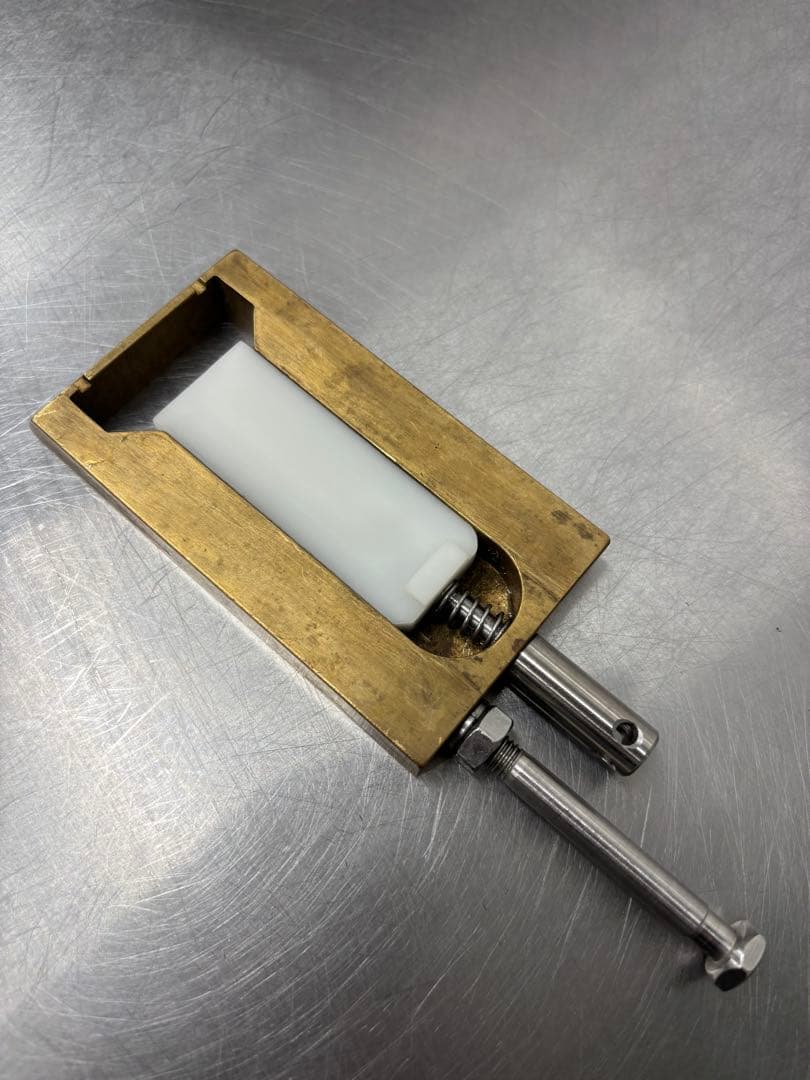 東亜工業　餃子革命 餃子製造機