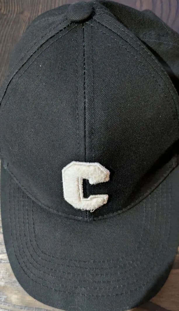 【美品送料無料】CELINEキャップ　Freeesize