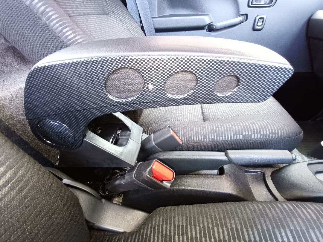ハイゼットジャンボ　S500P／S510P専用　アームレスト　肘掛け　カーボン調