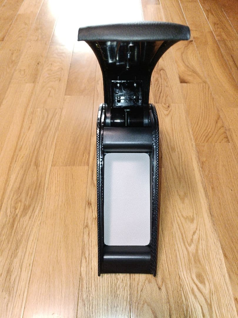 ハイゼットジャンボ　S500P／S510P専用　アームレスト　肘掛け　カーボン調