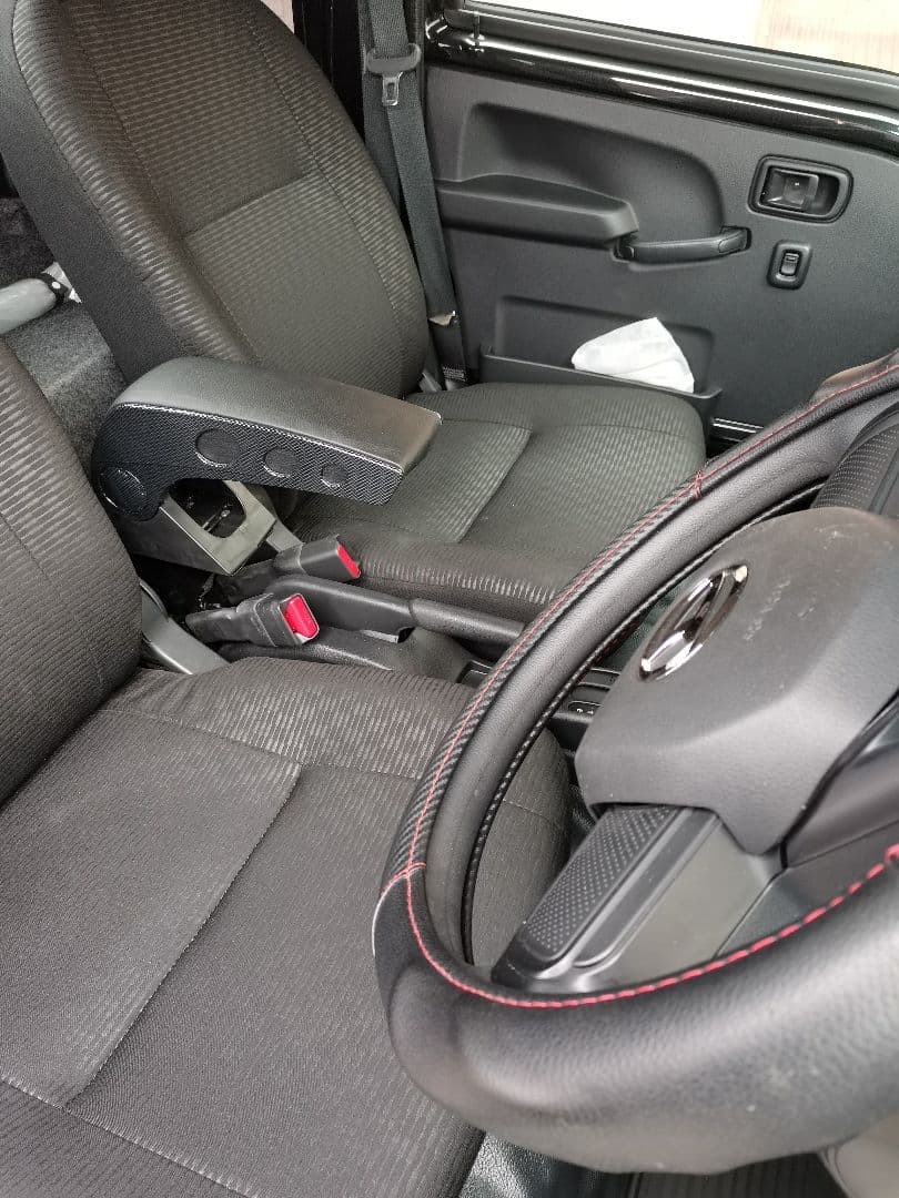 ハイゼットジャンボ　S500P／S510P専用　アームレスト　肘掛け　カーボン調