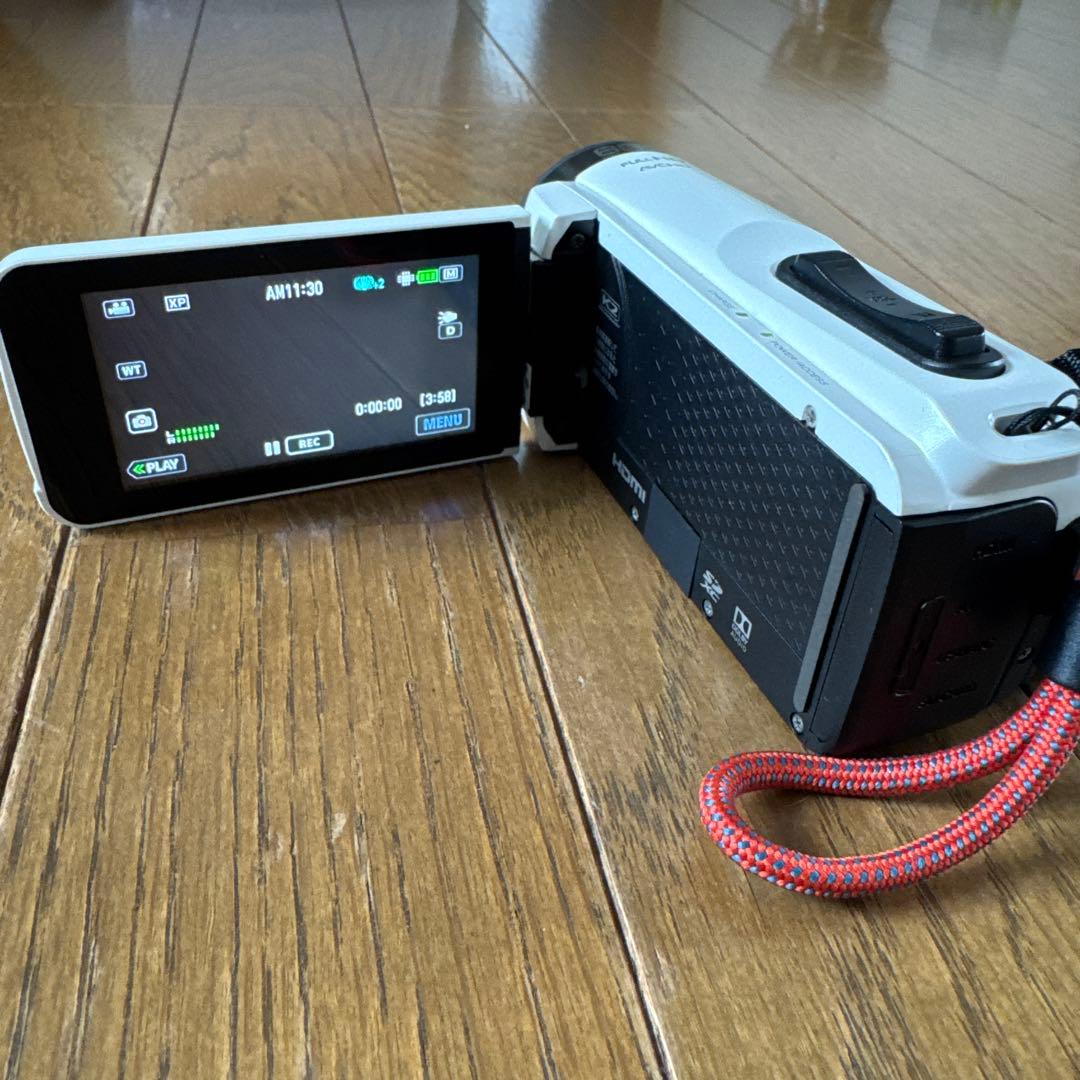 ビデオカメラ Everio GZ-F270-W 2016年製