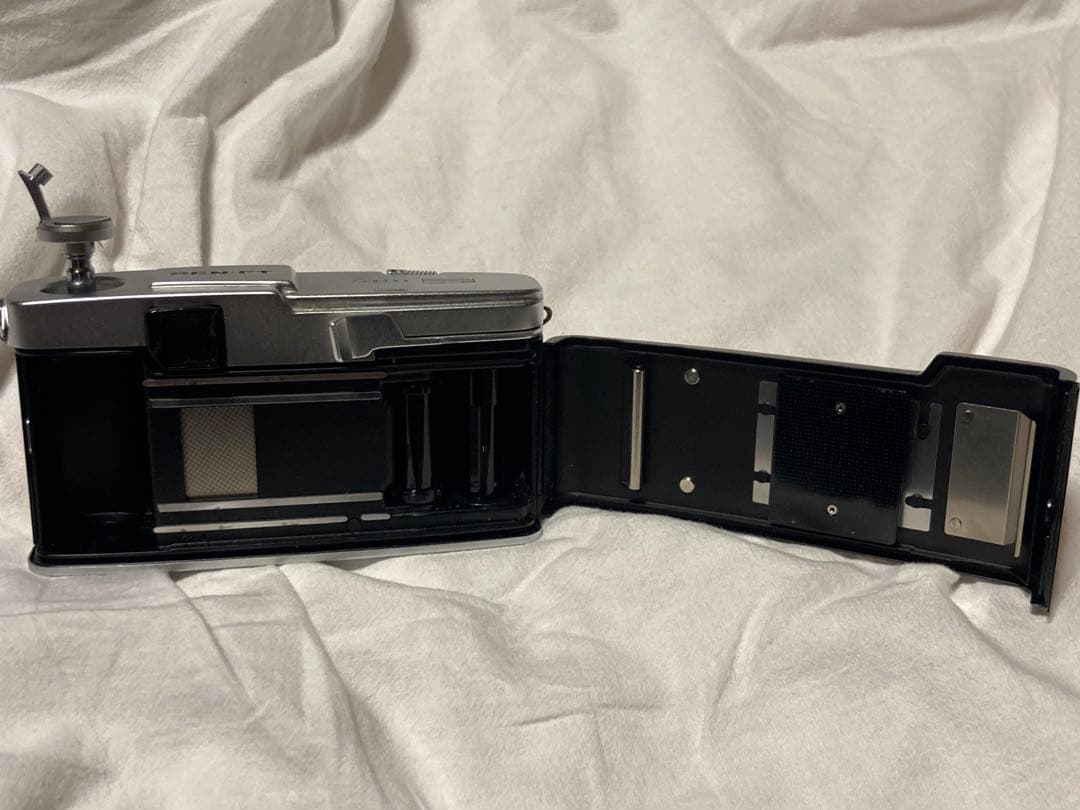 OLYMPUS PEN FT フィルムカメラ