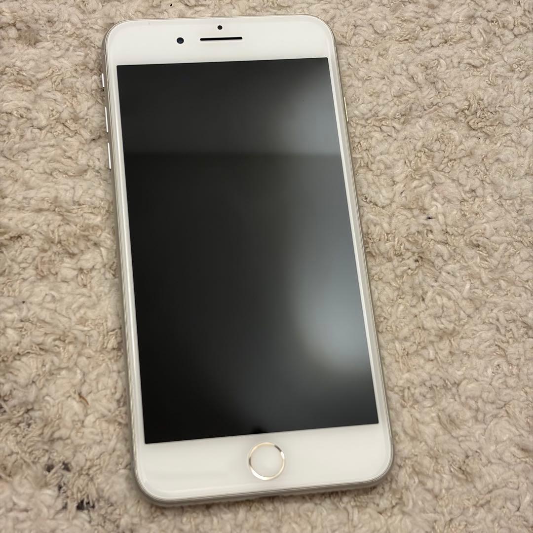 Apple iPhone 8 Plus シルバー 256GB