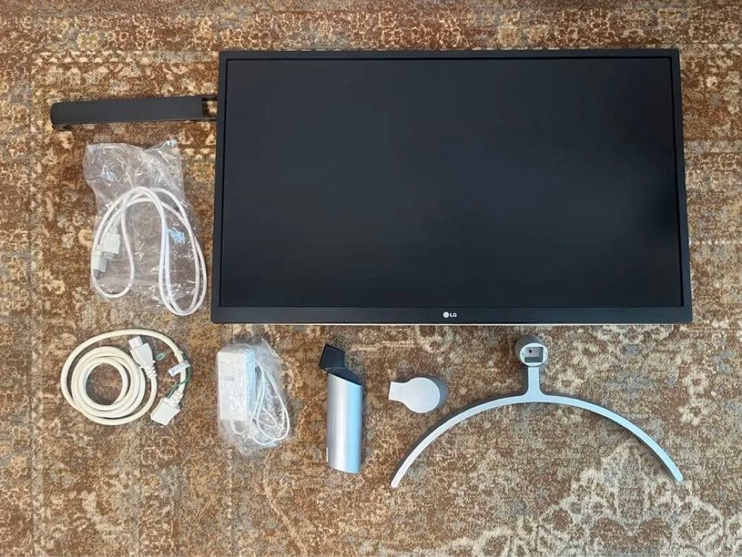 LG モニター ディスプレイ　27UL500W 27インチ本体と付属品