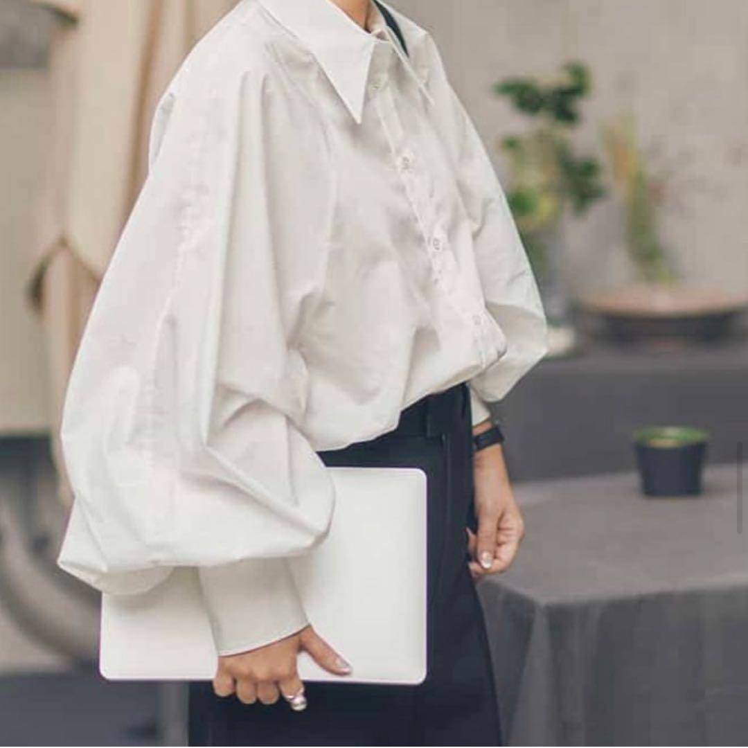 新品未使用サトルササキ 別注ブラウス