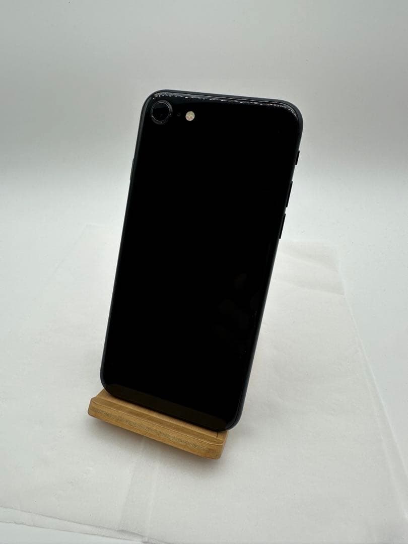 ニ*ム様 iPhone SE (第2世代) ブラック 64GB SIMフリー ジ
