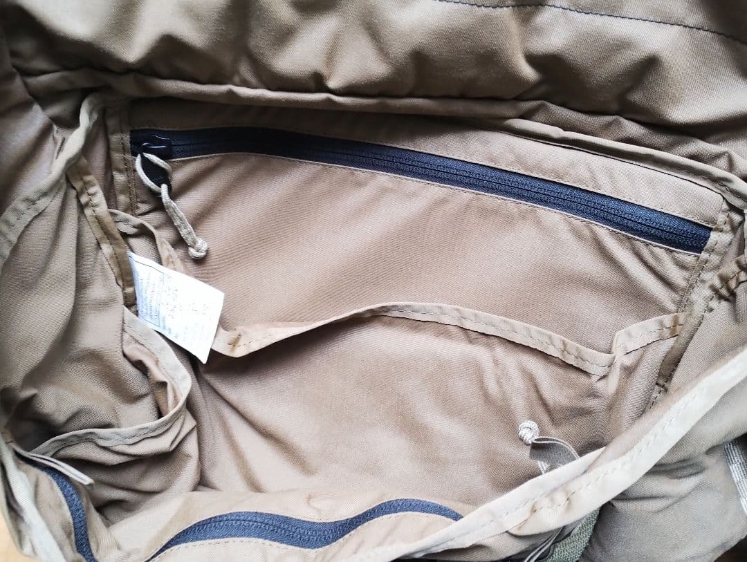 廃盤 レア ミステリーランチ インベーダー コヨーテ メッセンジャー