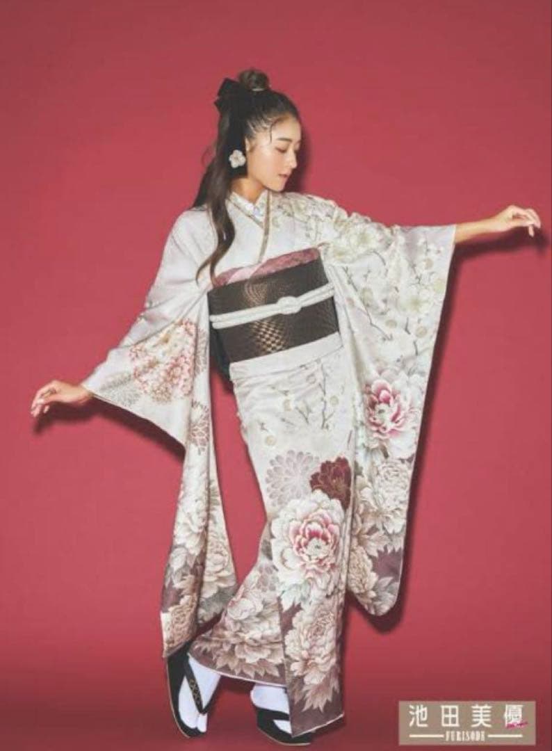 3月中❁︎。様❁︎ 成人式 卒業式 髪飾り ヘッドドレス