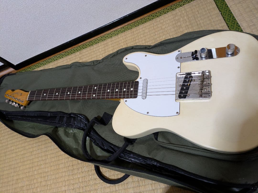 Fender japan tlc62-70 85-86 aシリアル