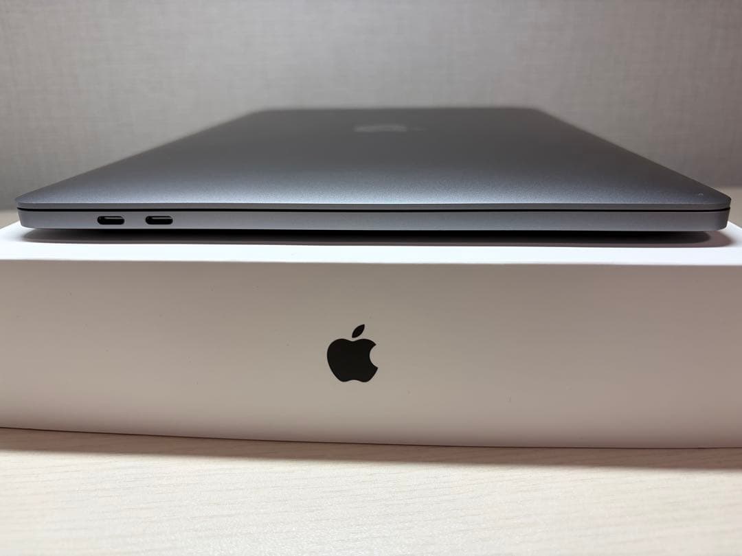MacBook Pro 13インチ 2019 512GB 付属品完備