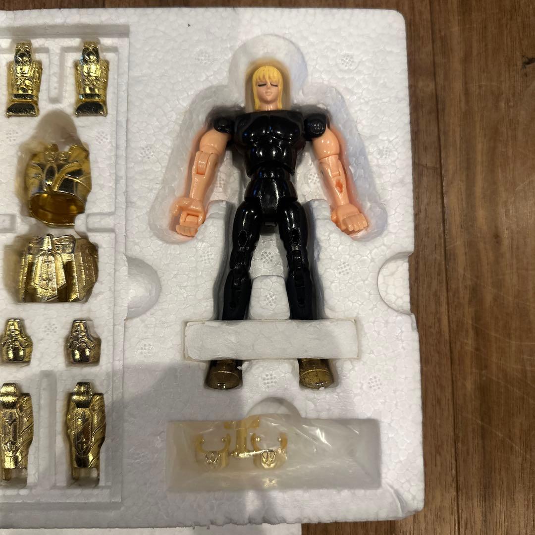 聖闘士星矢 バルゴンクロス バンダイ