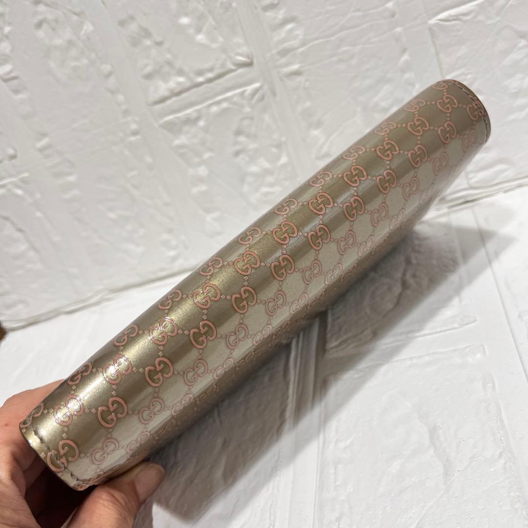 美品✨GUCCI レアカラー　マイクロシマ　GG柄 メタリックカーキ　エナメル