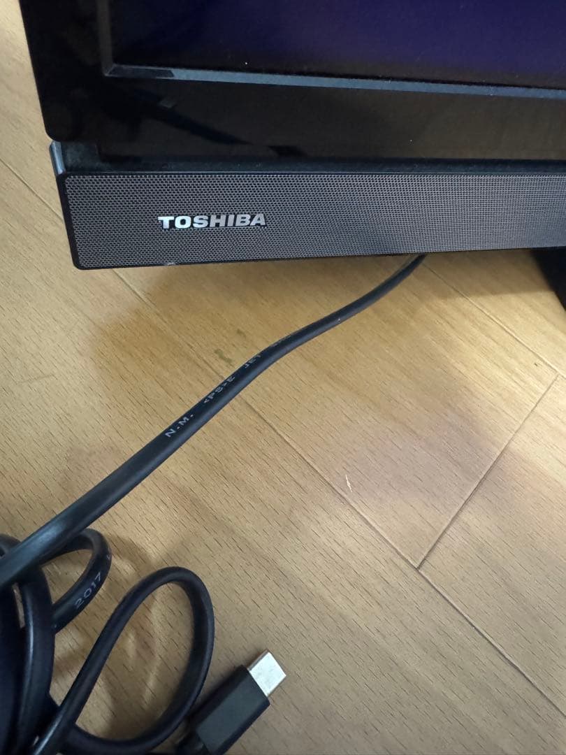 東芝　TOSHIBA 液晶テレビ REGZA 32V31 32インチ　2017年