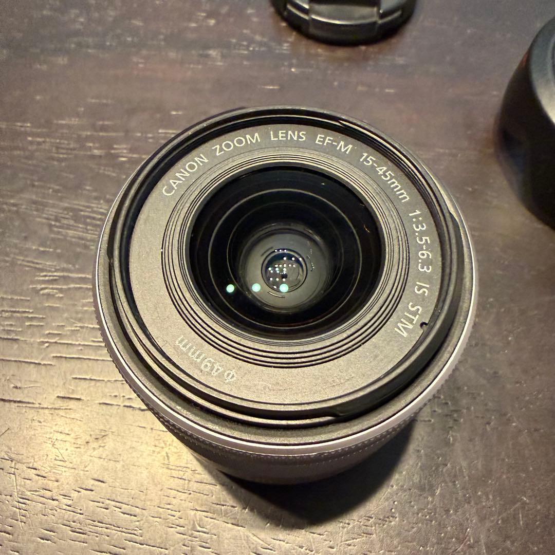 Canon キャノン EOS M10 ミラーレス一眼レフ 15-45mmレンズ付