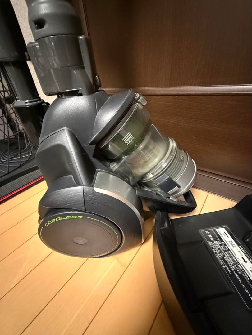 パナソニック「プチサイクロン MC-BR30G」充電式掃除機2014年製