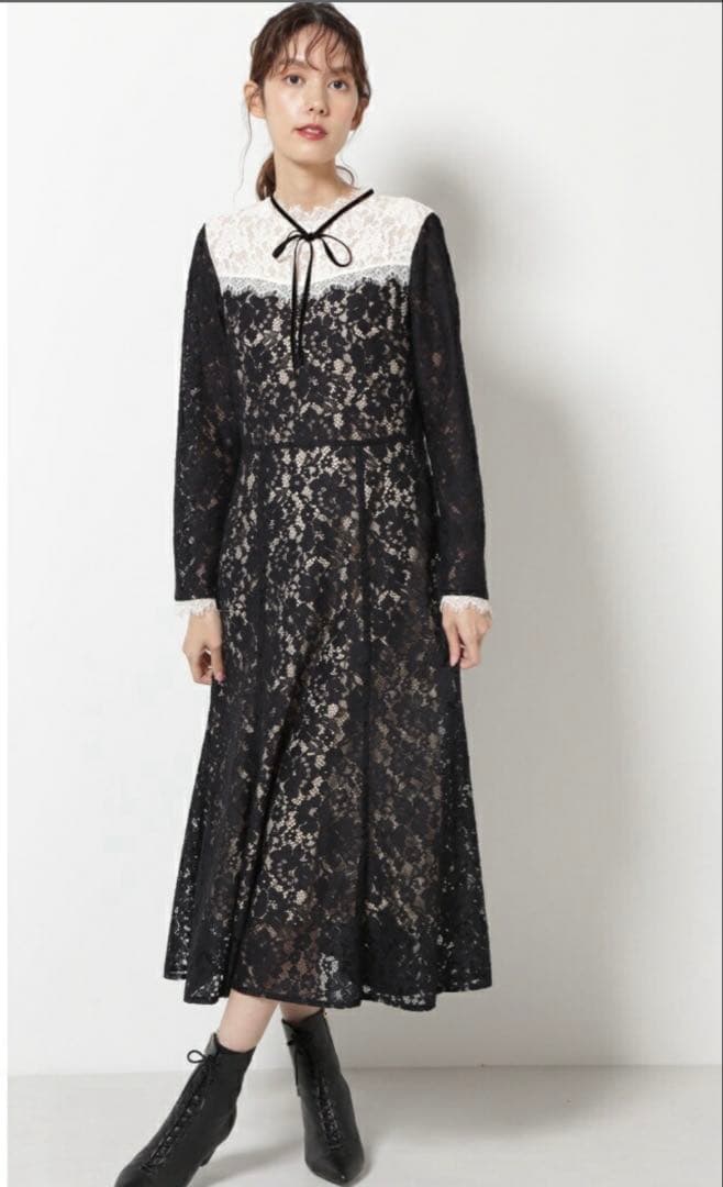 ジルスチュアート 総レース　バイカラーワンピース　ドレス　長袖　卒業式入学式