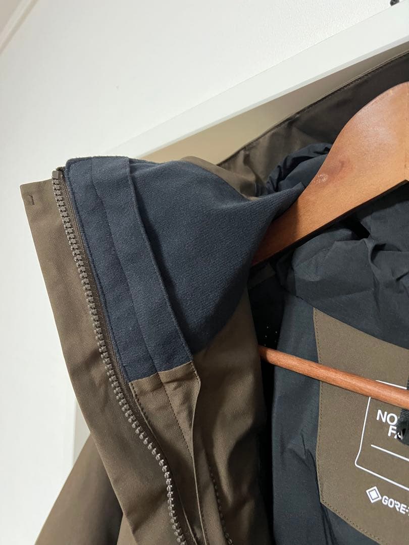 ノースフェイス　マウンテンジャケット　ブラウン×ブラック　マウンテンパーカー