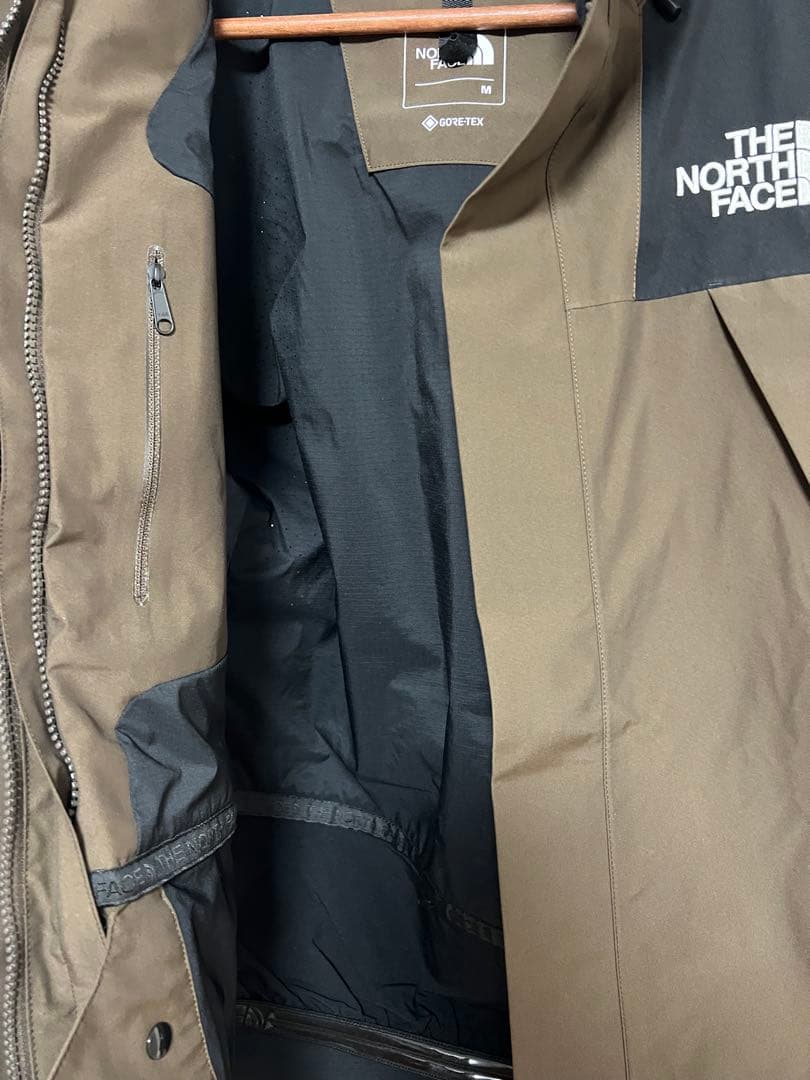 ノースフェイス　マウンテンジャケット　ブラウン×ブラック　マウンテンパーカー