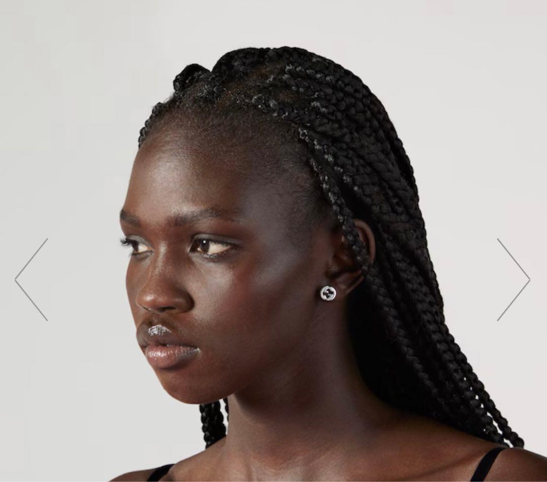 GUCCI スタッズピアス