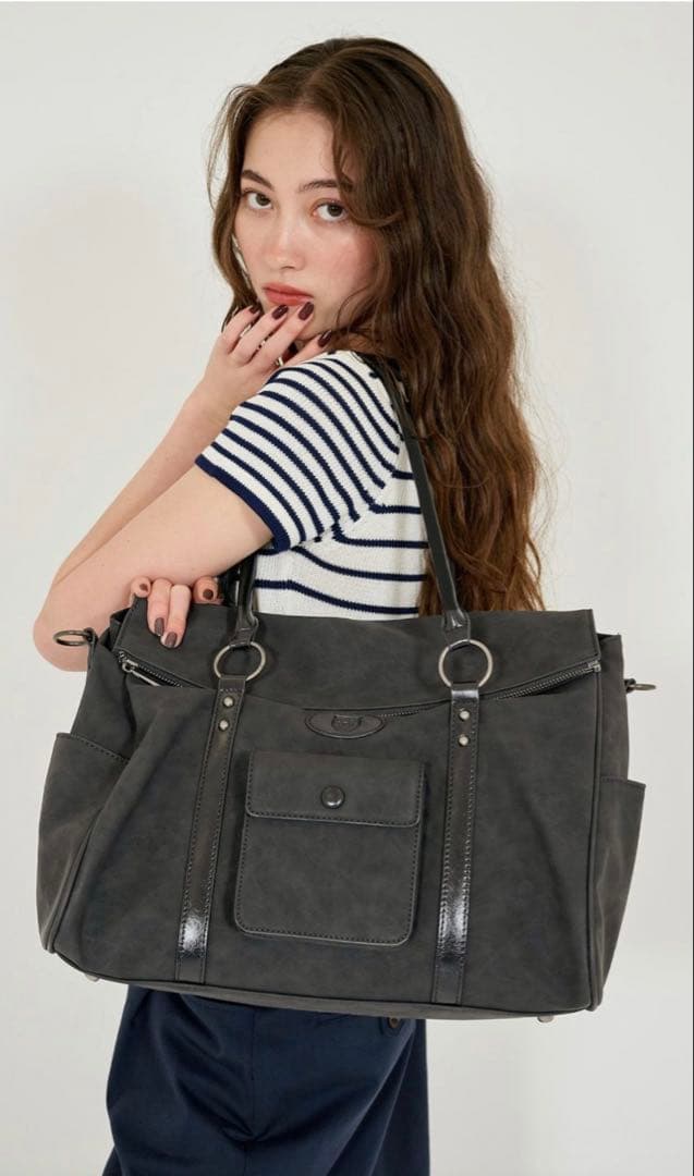 TINA:JOJUN トラベルバッグ 黒