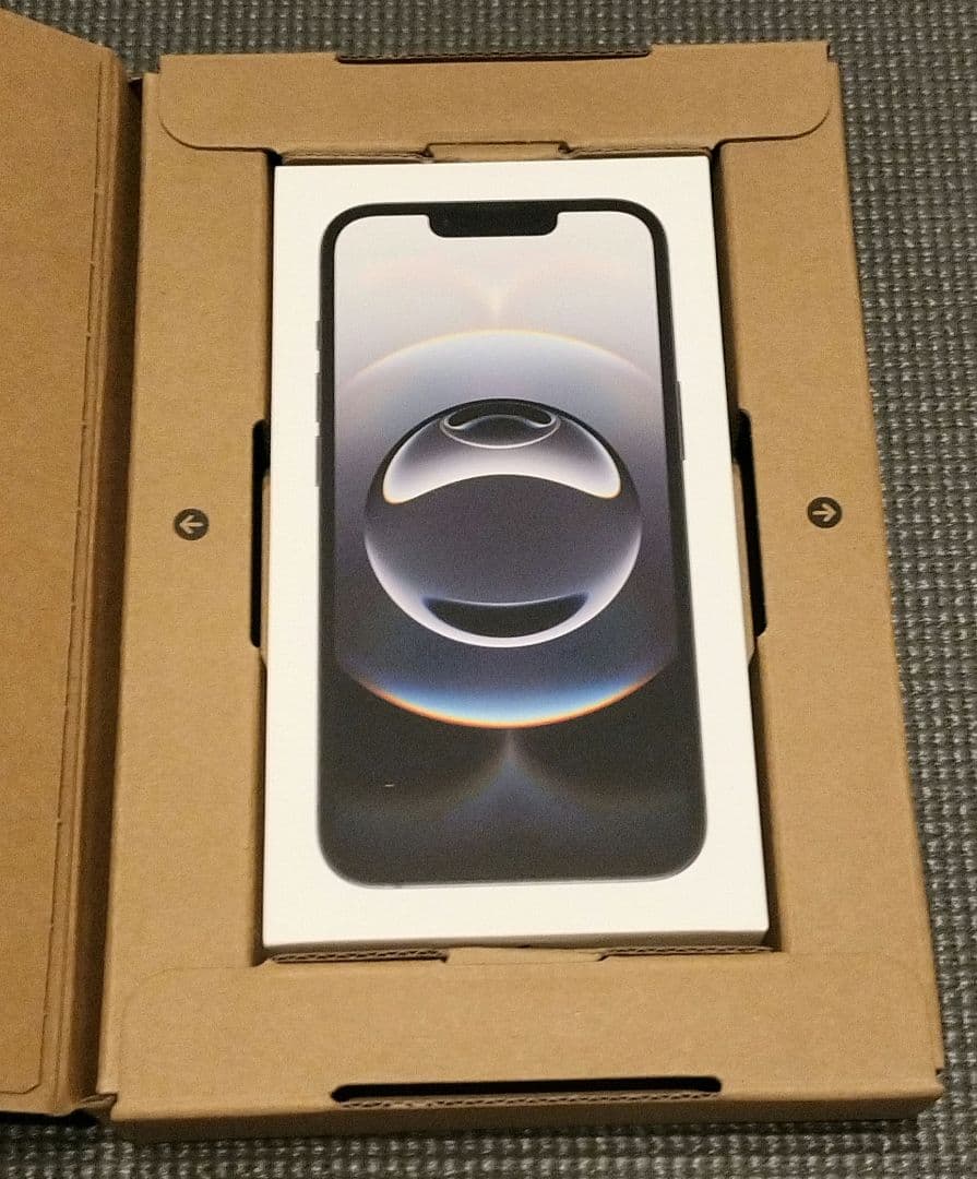 新品・未使用　Apple iPhone 16e ブラック 本体