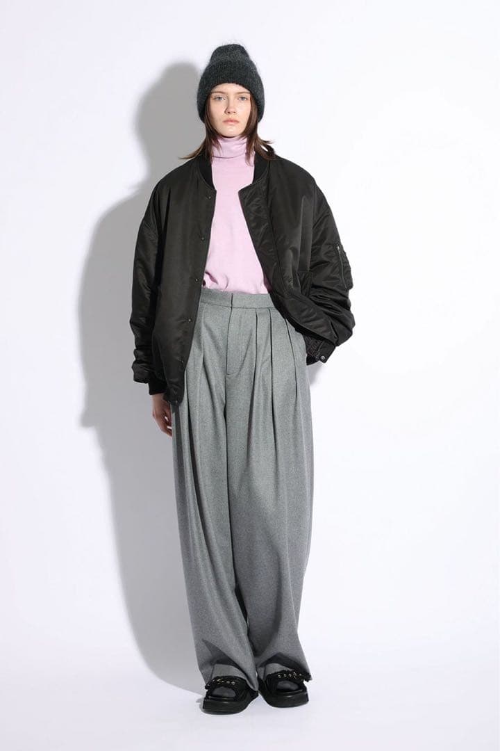 新品 今季 SACRA サクラ EXTRA FINE MERINO TOP 38