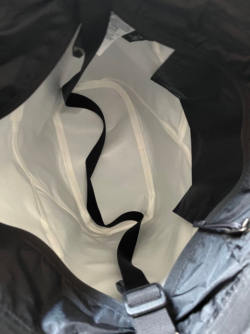 美品 黒ARC‘TERYX アークテリクス GRANVILLE 18 バッグ