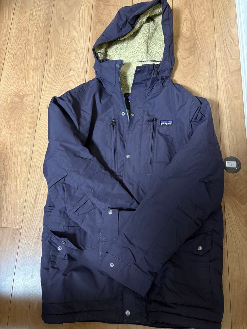 patagonia パタゴニア　イスマスパーカー　ネイビー