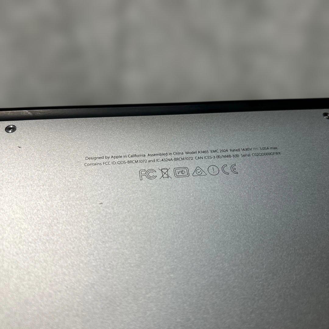 Apple MacBook Air A1465 シルバー