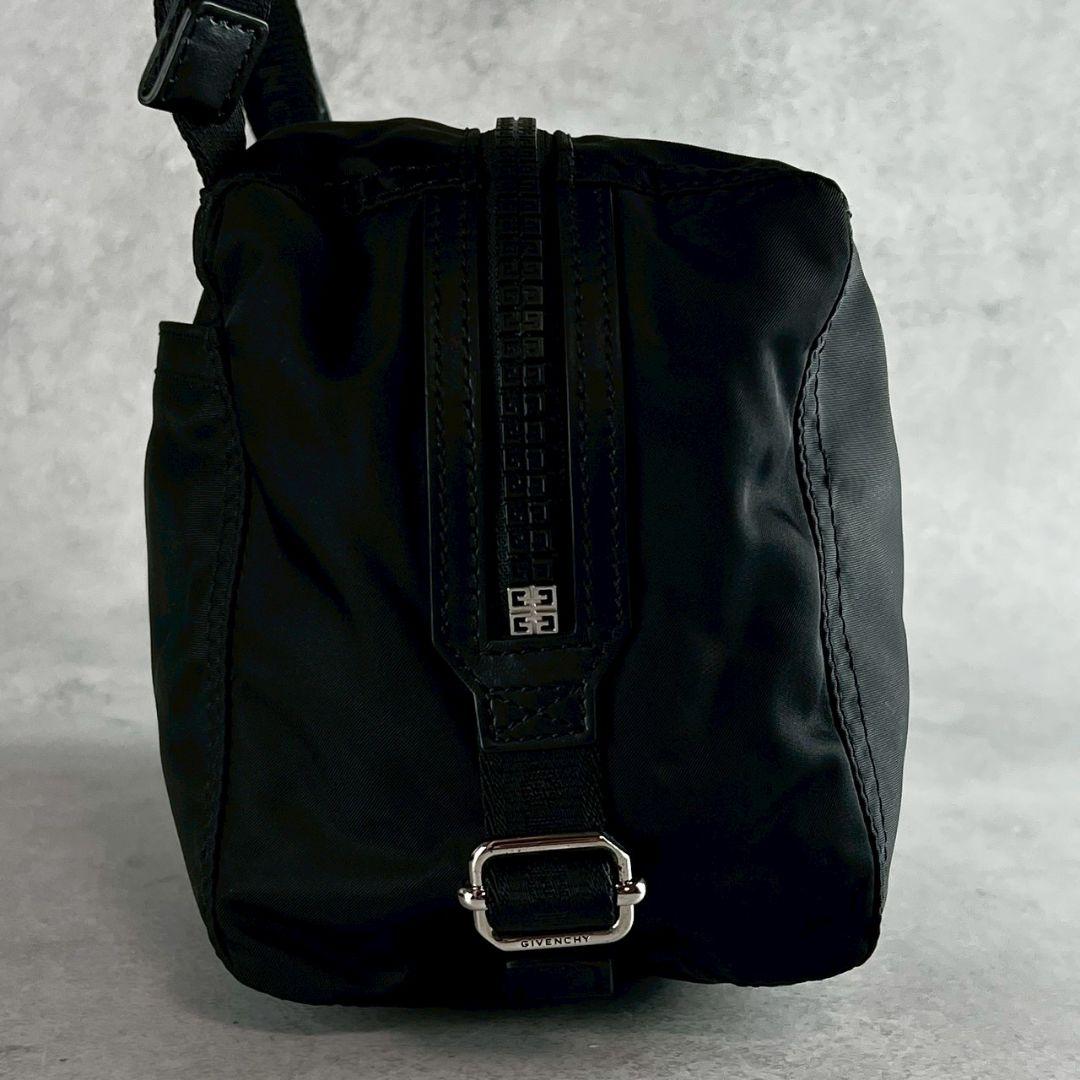 現行未使用級！GIVENCHY ジバンシー パンドラS ナイロンショルダーバッグ