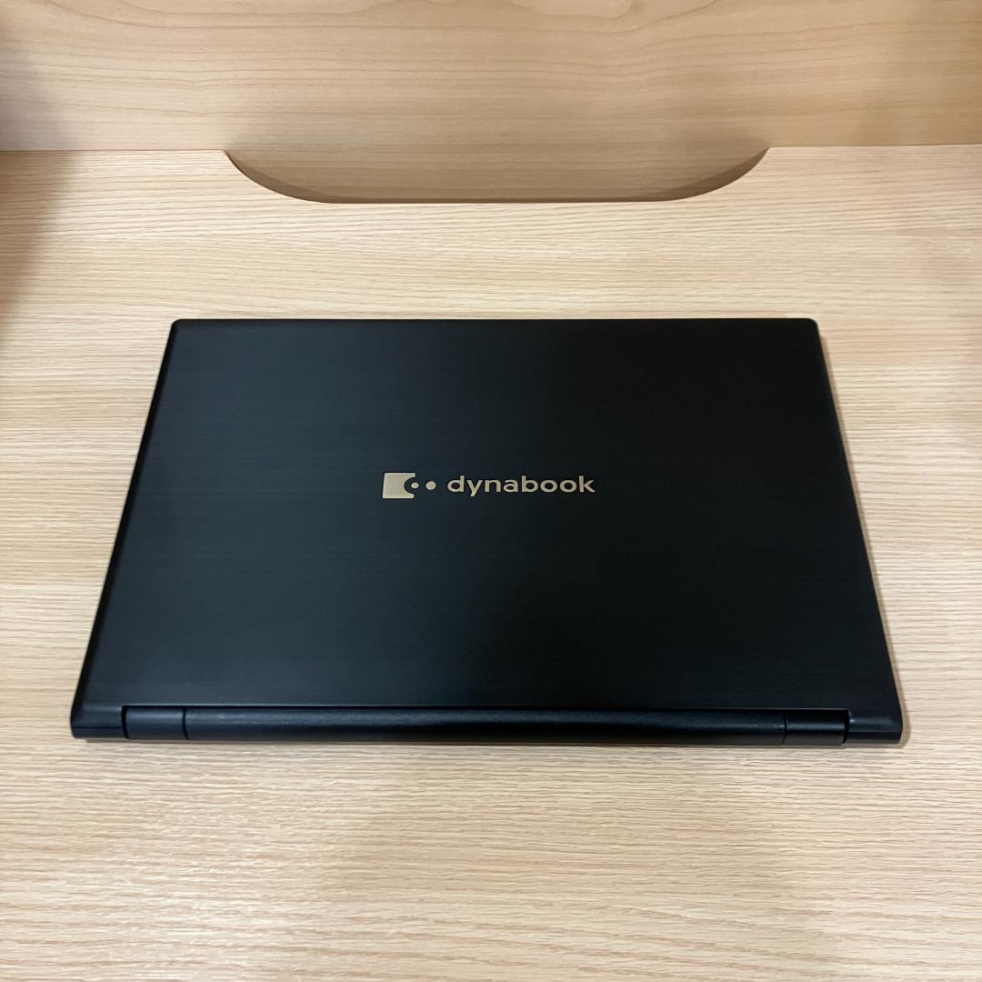 dynabook B65/ER 第8世代i3 8GB 256GB 目立つキズなし