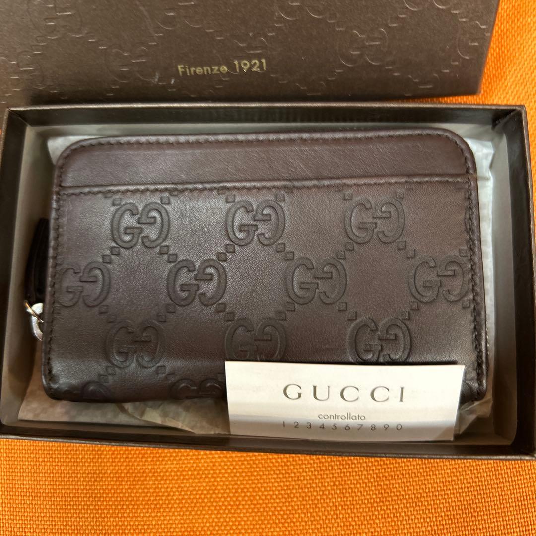 GUCCI GGパターン ケース ブラウン　キーホルダー付き　未使用