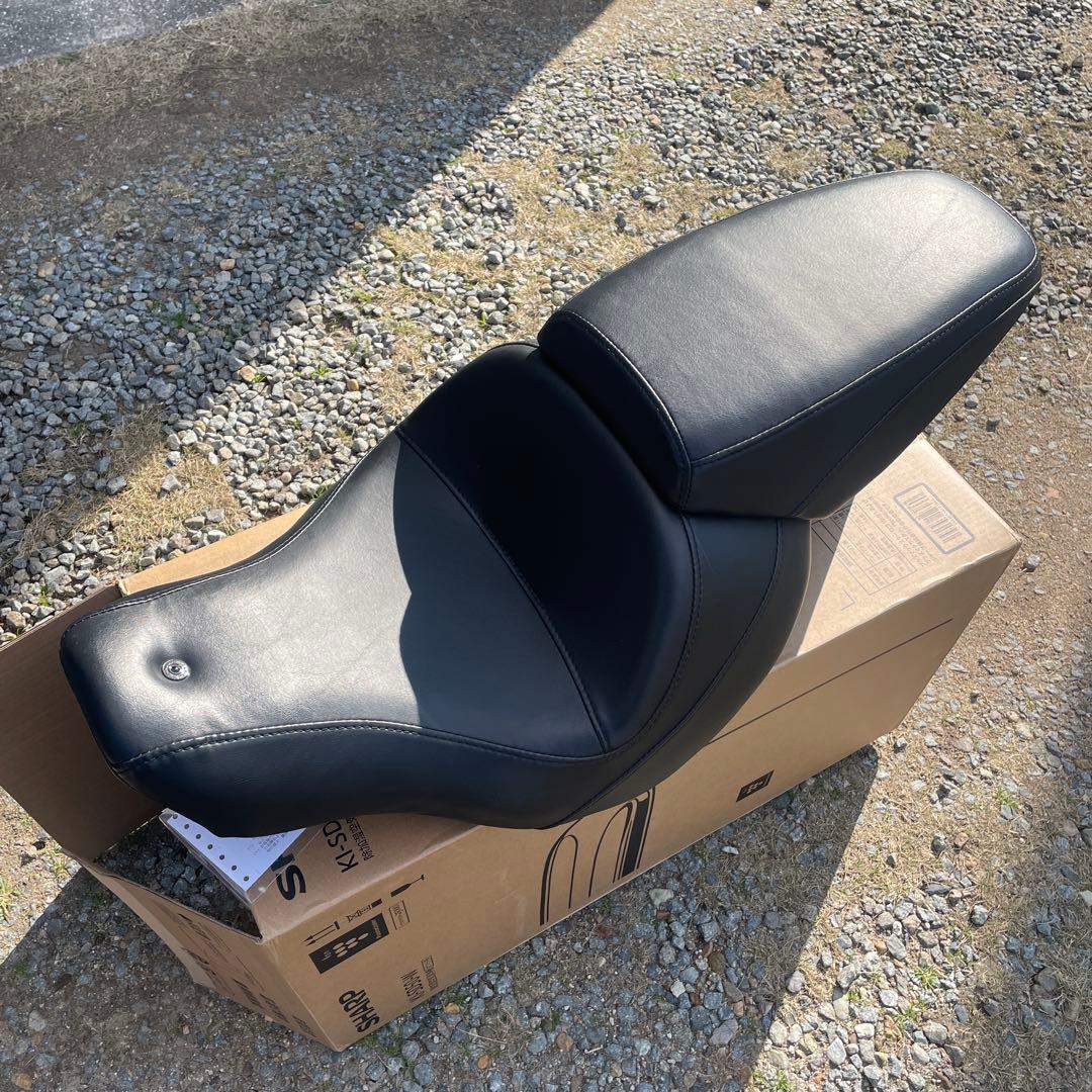 ハーレー　純正　リーチツーアップシート　fxlrst flsb fxlr m8