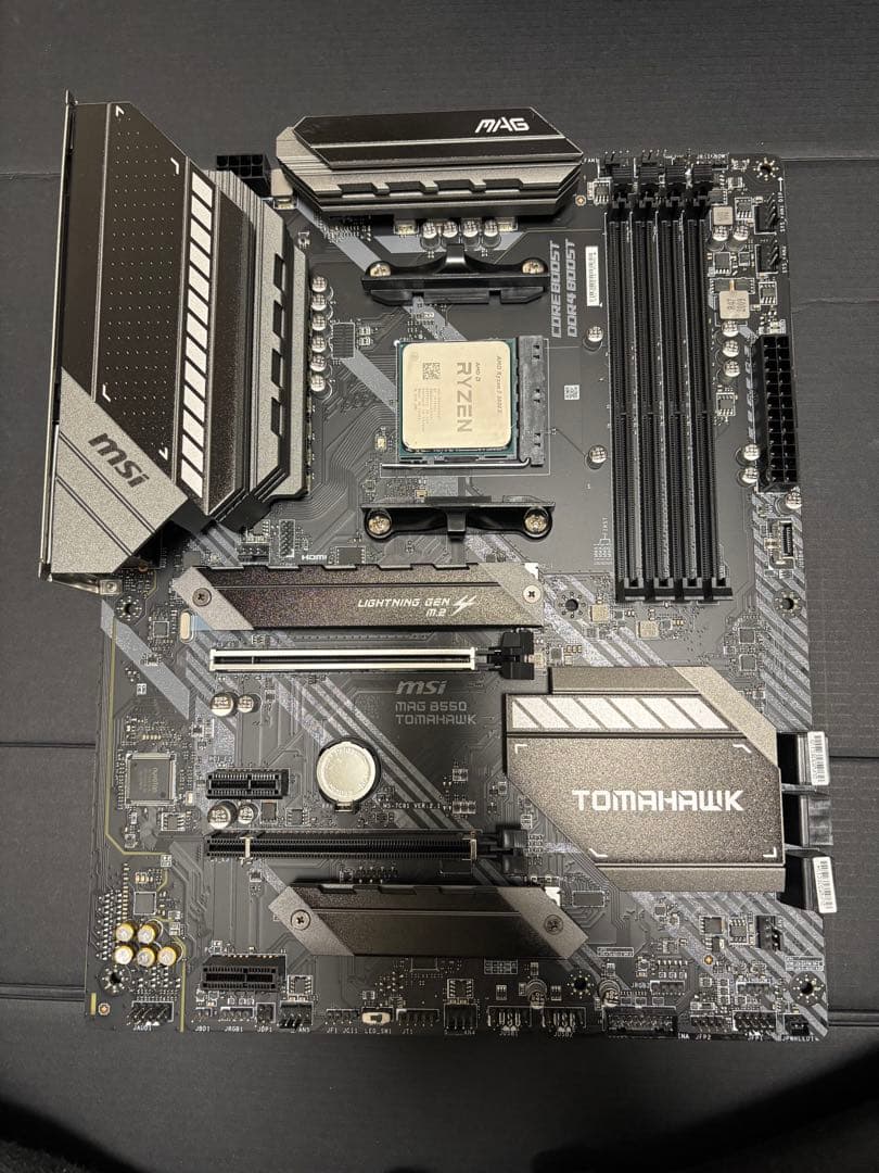 CPU AMD Ryzen7 3800X + MSI B550 TOMAHAWK