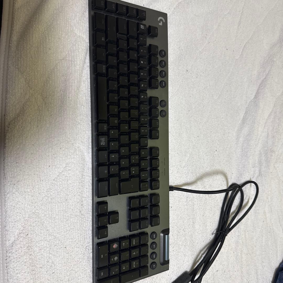 Logicool G813 有線テンキーあり 印字ハゲあり