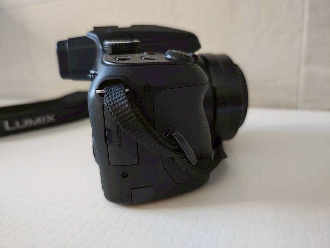 【美品】Panasonic LUMIX DC-FZ85D 4K デジタルカメラ