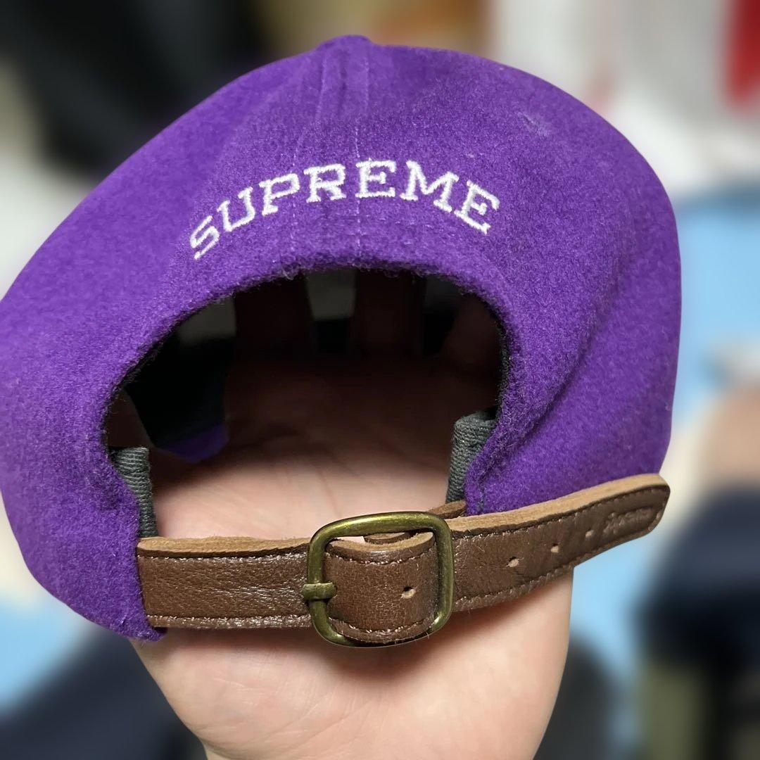 シュプリームキャップ紫