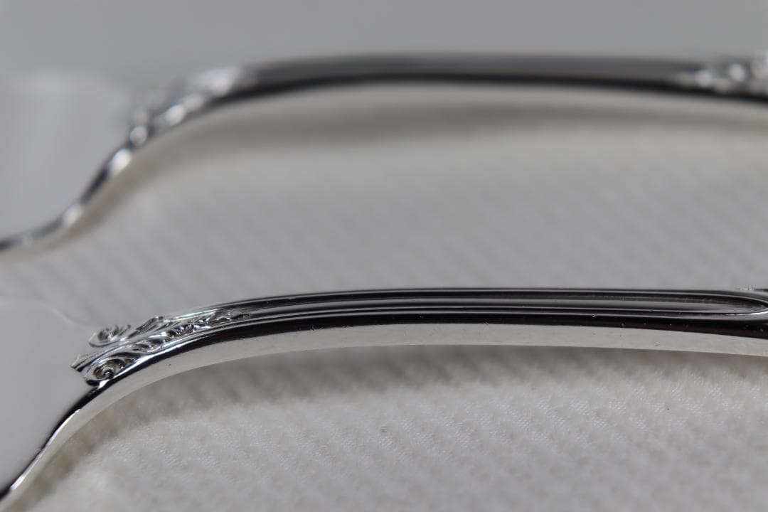 アメリカ■ウォレス■デザートフォーク２本組■とても優雅なローズポイント・パターン