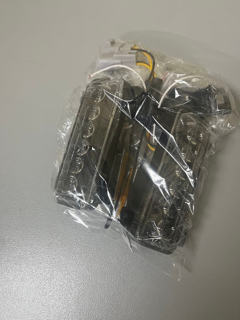 フロントグリル ブラック メッシュ デザイン