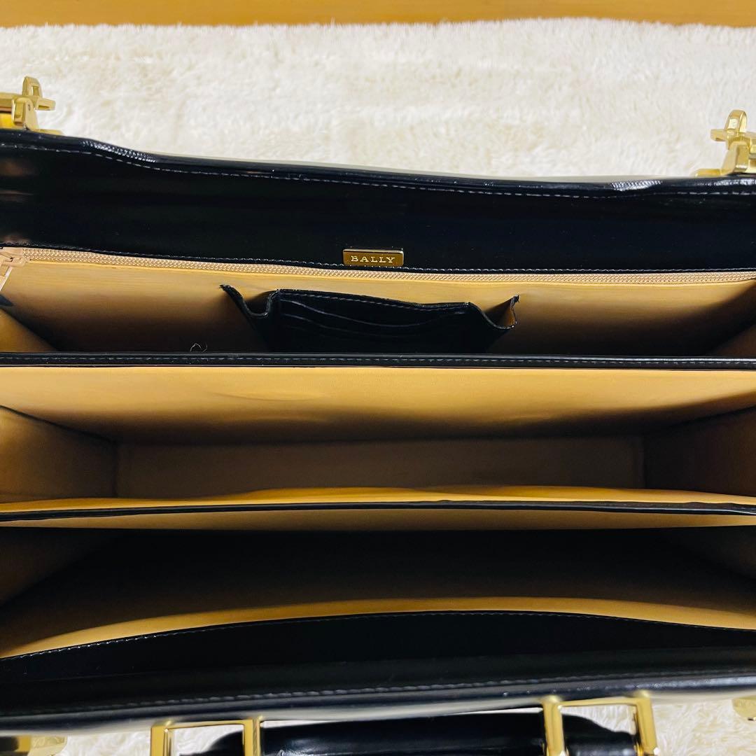 極美品 BALLY バリー ビジネスバッグ ダイヤルロック レザー ブラック