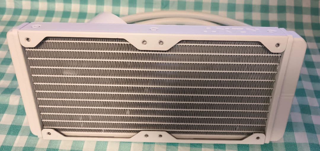 【ジャンク】NZXT KRAKEN ELITE 240 RGB。